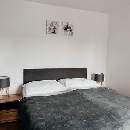 Appartement Sokolska à Prague Extérieur photo