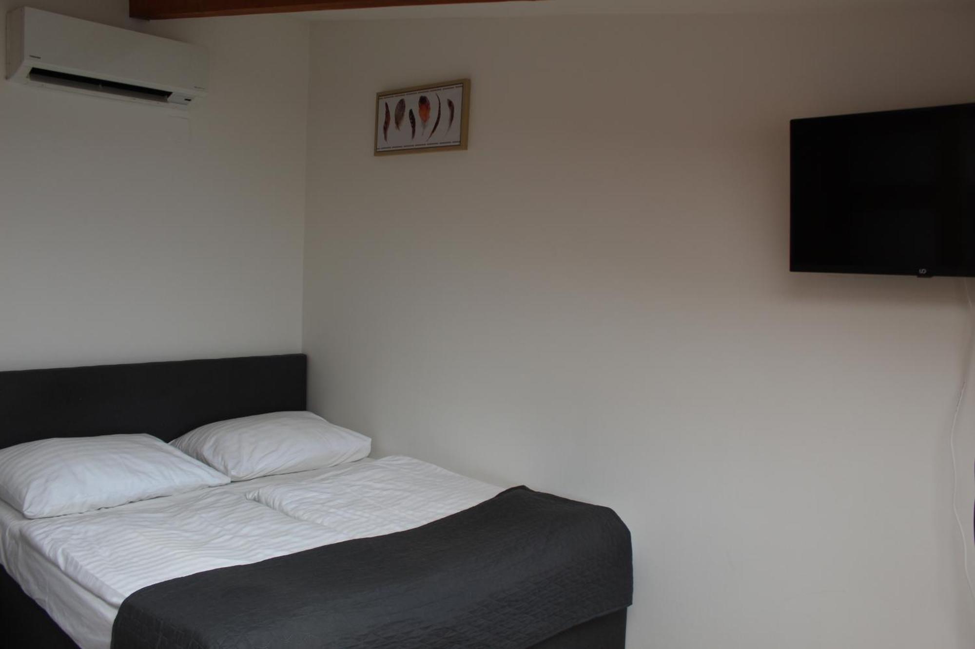 Appartement Sokolska à Prague Extérieur photo