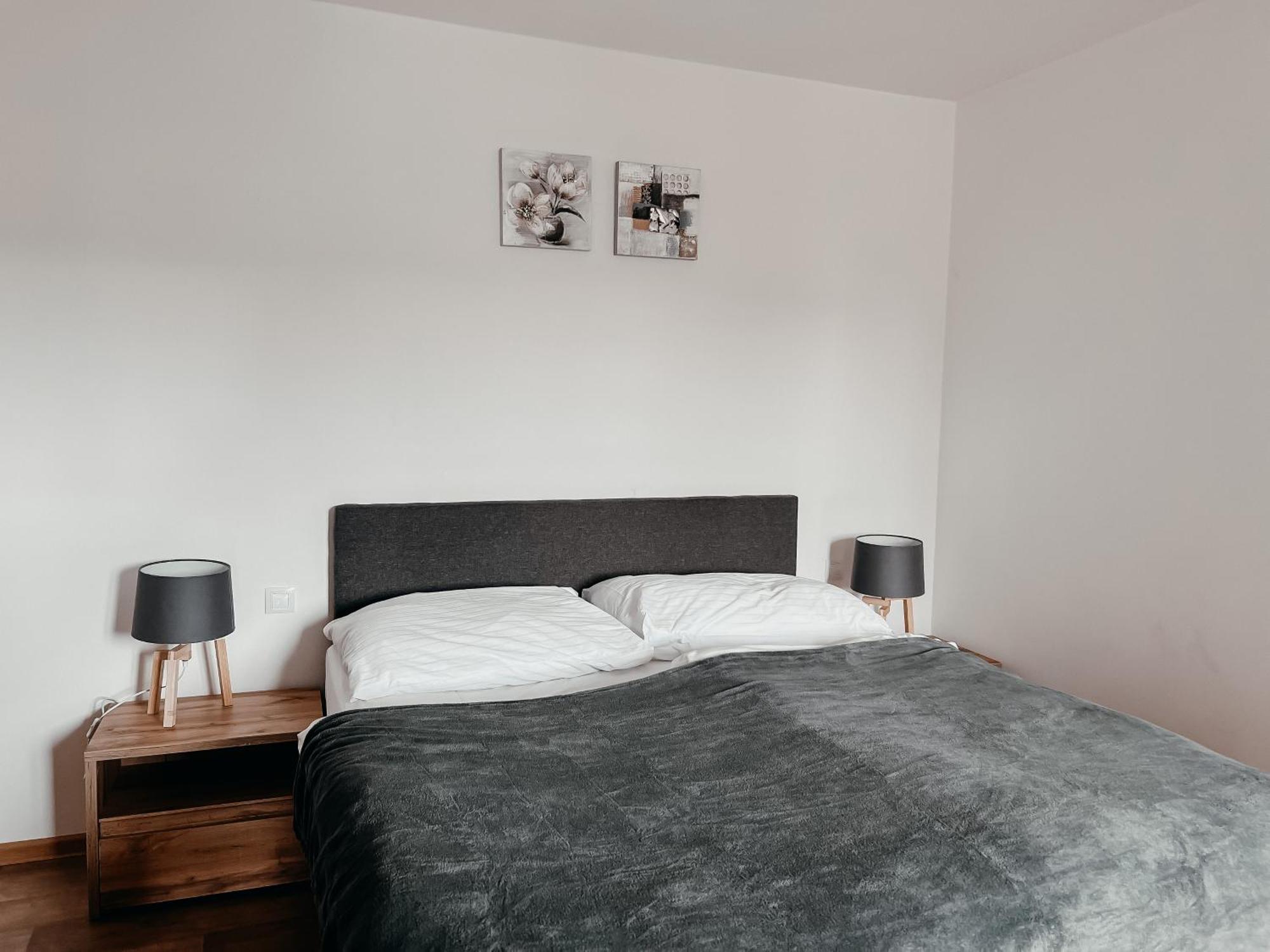 Appartement Sokolska à Prague Extérieur photo
